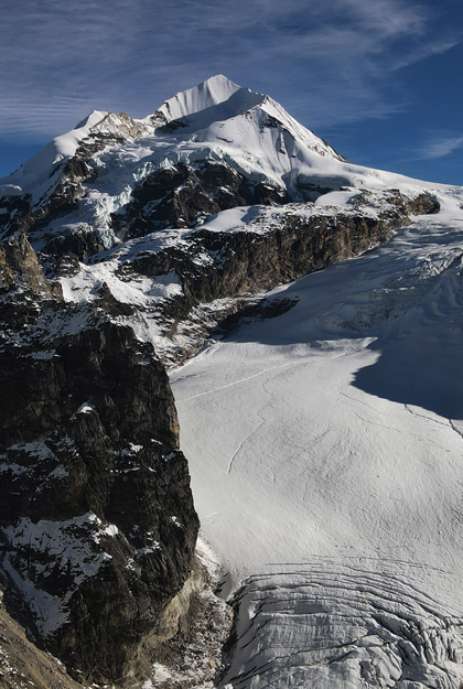 Ganchenpo Peak climbing