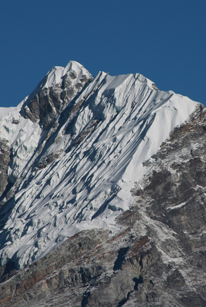 Lobuje East Peak Climbing